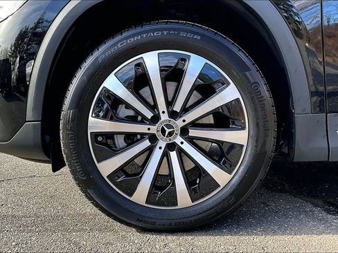 Certified 2022 Mercedes-Benz GLA 250 4MATIC image 8