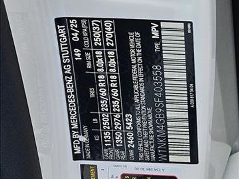 Certified 2025 Mercedes-Benz GLC 300 image 24