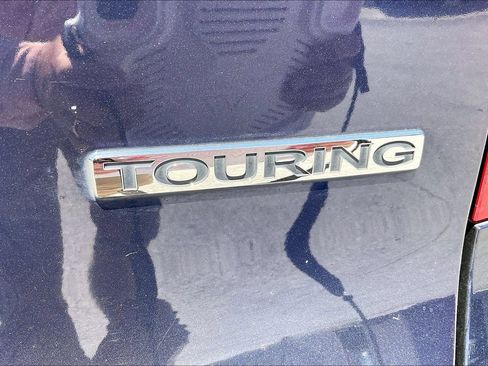 Used 2017 Honda Pilot Touring image 23