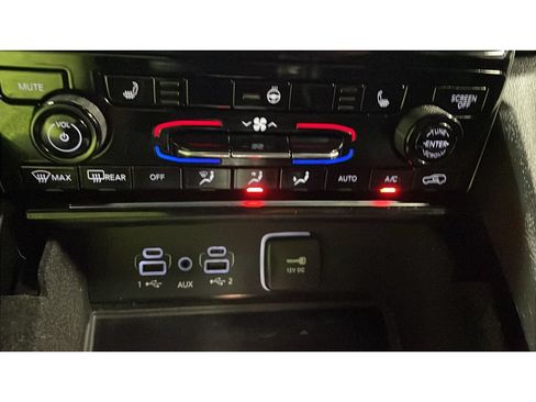 Used 2021 Jeep Grand Cherokee L Laredo AWD/4WD image 14