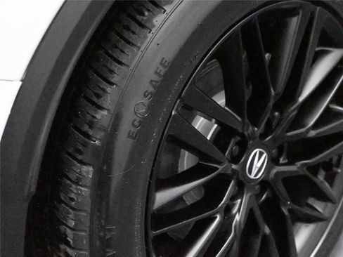 Certified 2025 Acura MDX A-Spec image 13