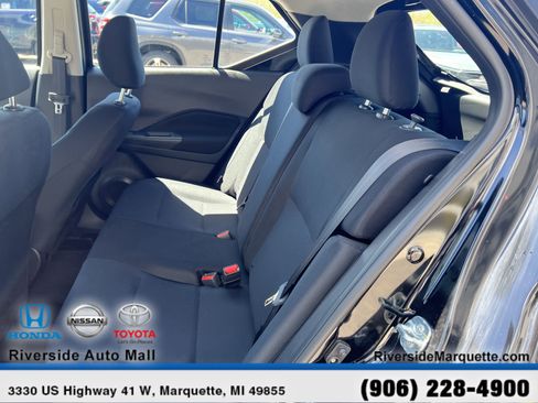 Used 2023 Nissan Kicks S image 22