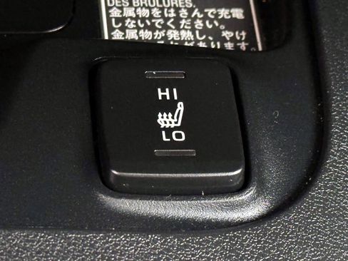 Certified 2023 Toyota Corolla XSE image 30