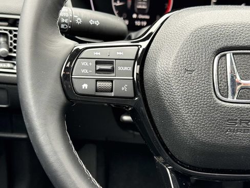 Used 2023 Honda Civic EX image 10