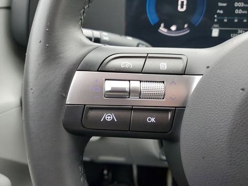 Used 2025 Hyundai Kona SEL image 22