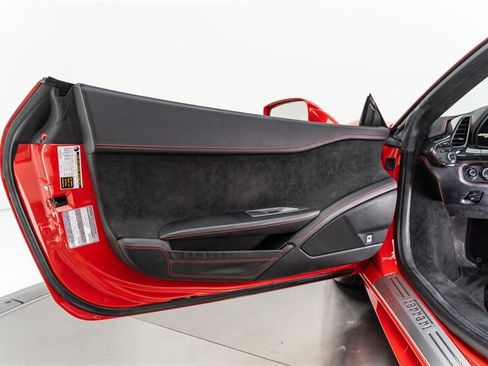 Used 2012 Ferrari 458 Spider RWD image 76