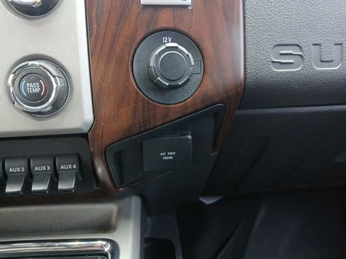 Used 2016 Ford F350 Lariat w/ Lariat Interior Package image 43