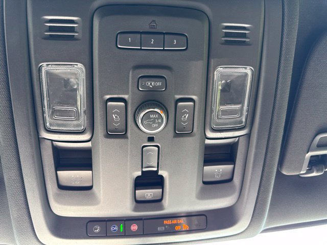 Used 2022 GMC Yukon XL Denali w/ Denali Premium Package RWD image 23