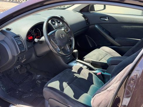 Used 2010 Nissan Altima 2.5 S w/ Premium Pkg FWD image 11