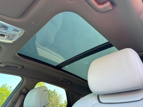 New 2026 Genesis GV70 2.5T Advanced image 33