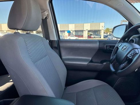 Used 2022 Toyota Tacoma 2WD Double Cab image 17
