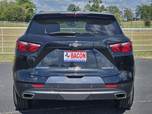 Used 2022 Chevrolet Blazer Premier w/ Enhanced Convenience Package image 4