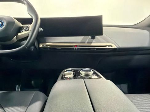 Certified 2024 BMW iX xDrive50 w/ Sport Package AWD/4WD image 34