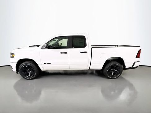 New 2026 RAM 1500 Express AWD/4WD image 4