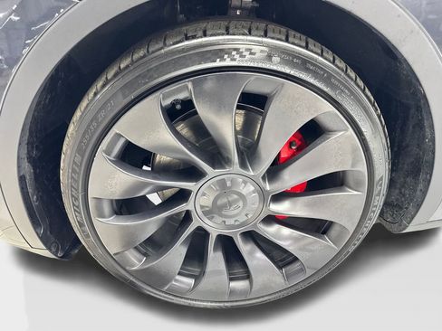 Used 2024 Tesla Model Y Performance AWD/4WD image 80