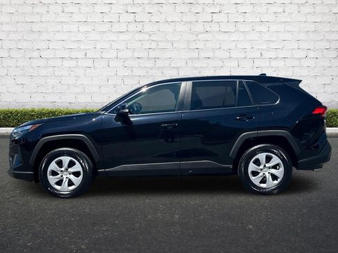 Used 2025 Toyota RAV4 LE AWD/4WD image 7