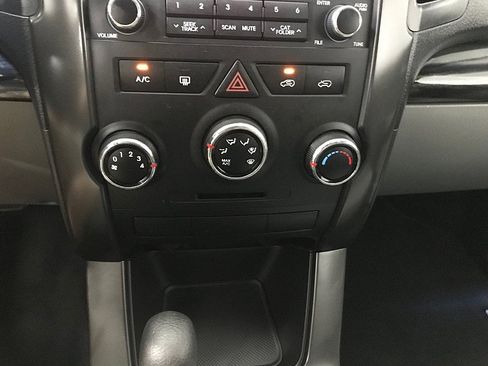 Used 2013 Kia Sorento LX FWD image 28