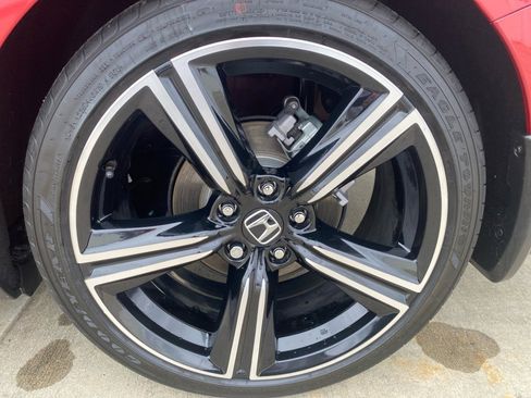 Certified 2025 Honda Accord Sport image 26