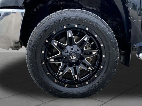 Used 2015 Toyota Tundra 1794 Edition AWD/4WD image 10