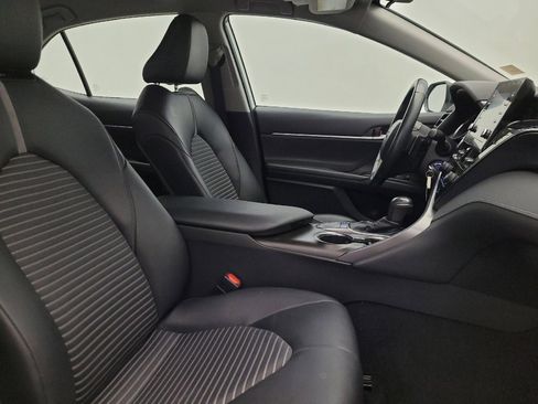 Used 2023 Toyota Camry SE FWD image 21