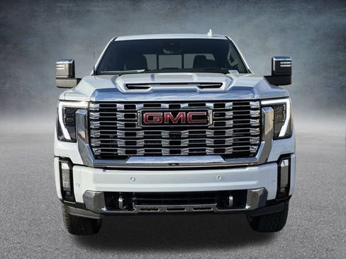 New 2026 GMC Sierra 2500 Denali w/ Denali Reserve Package image 8