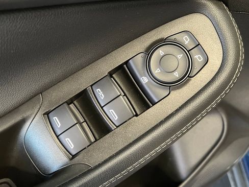Used 2022 Buick Encore GX Select AWD/4WD image 38