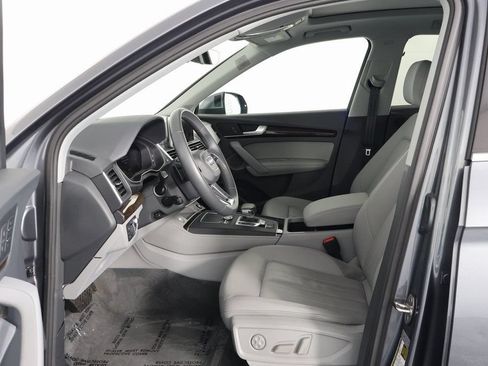 Used 2019 Audi Q5 Prestige w/ Prestige Package AWD/4WD image 10