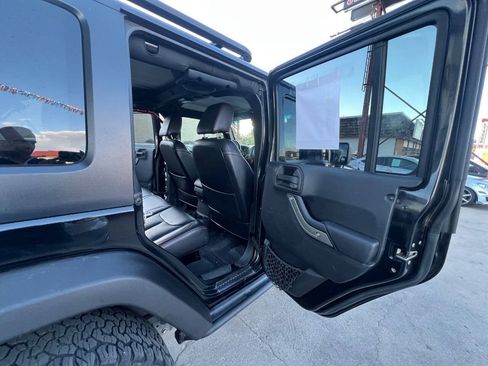 Used 2014 Jeep Wrangler Unlimited Sport w/ Quick Order Package 24S AWD/4WD image 12
