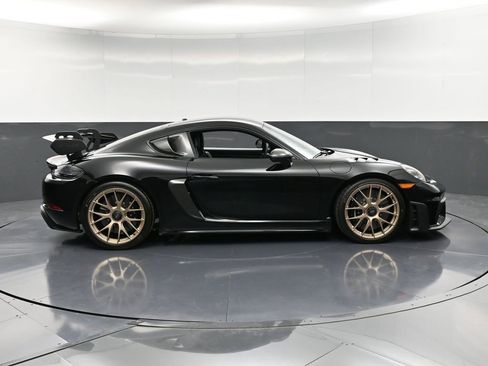 New 2025 Porsche 718 Cayman GT4 RS image 9