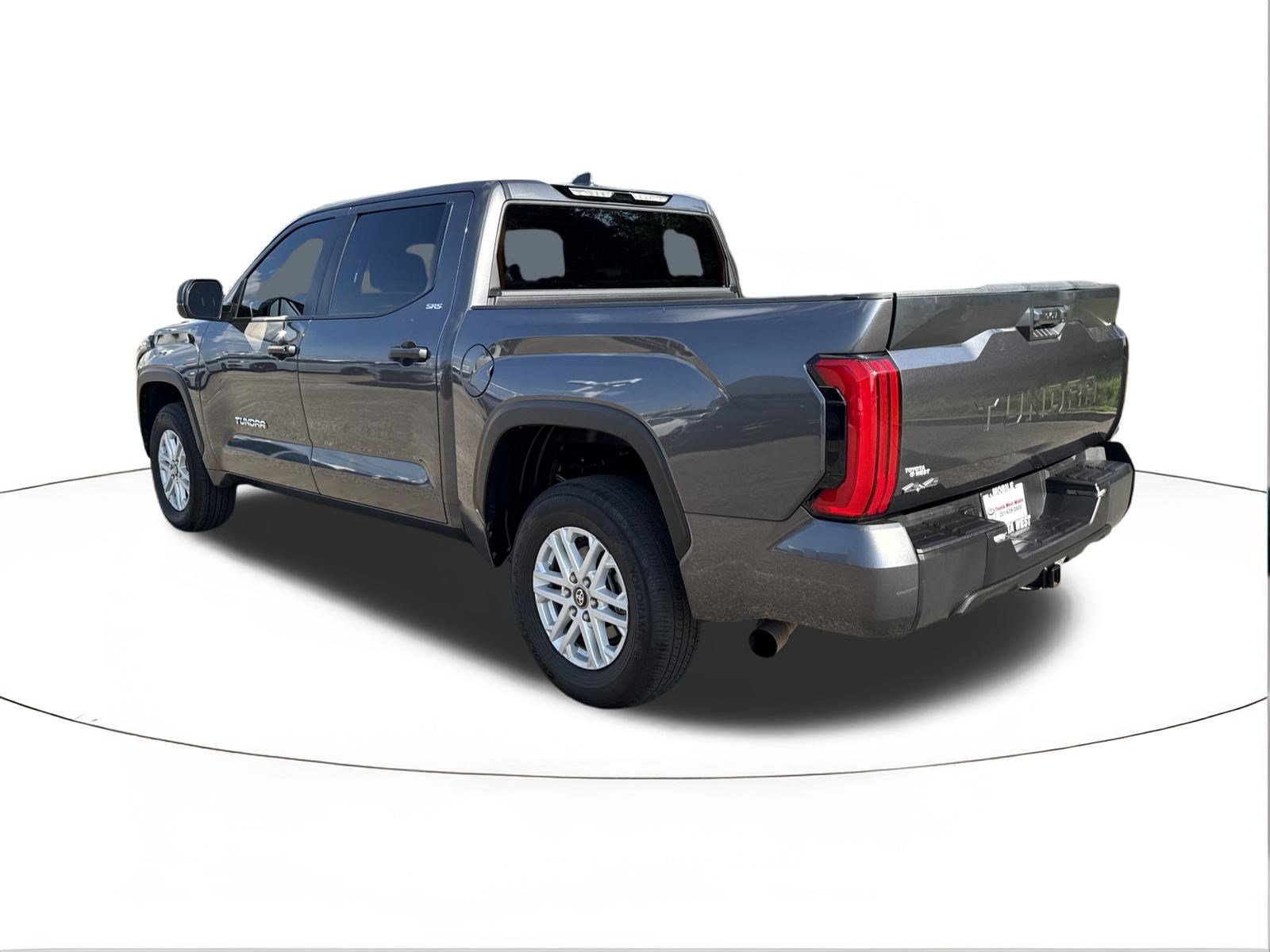 Used 2026 Toyota Tundra SR5 AWD/4WD image 5