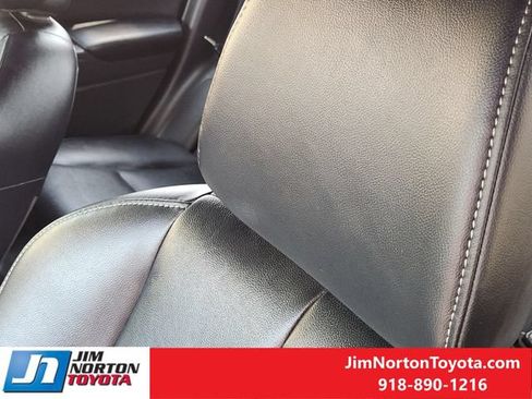 Used 2024 Mitsubishi Eclipse Cross SEL AWD/4WD image 17