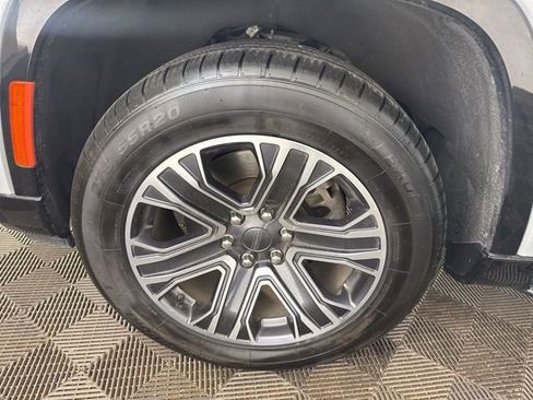 Used 2022 Jeep Wagoneer Series III w/ Convenience Group I image 35