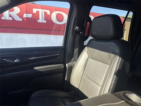 Used 2024 GMC Yukon Denali image 25