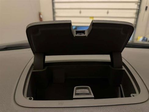 Used 2016 Chevrolet Traverse LS image 20