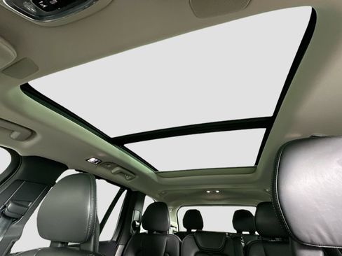 Used 2021 Volvo XC90 T8 Inscription Expression image 23