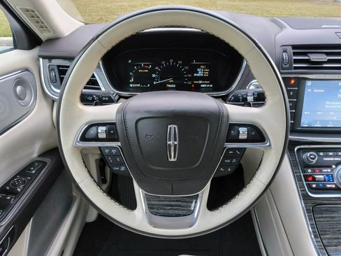 Used 2019 Lincoln Continental Black Label image 6