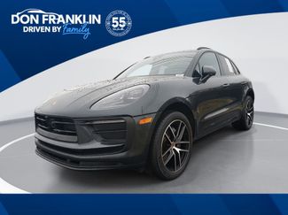 Used 2022 Porsche Macan video 1