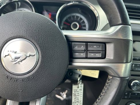Used 2013 Ford Mustang GT Premium w/ Brembo Brake Pkg RWD image 16