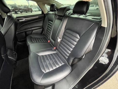Used 2019 Ford Fusion SEL FWD image 35