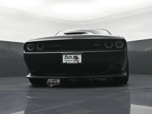 Used 2015 Dodge Challenger SRT w/ Technology Group RWD image 19