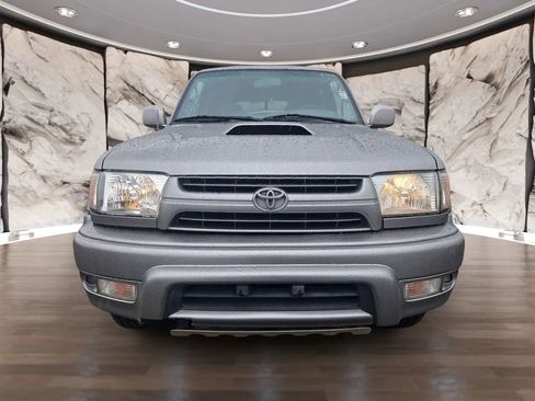 Used 2002 Toyota 4Runner SR5 image 2