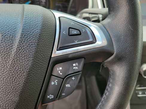 Used 2016 Ford Edge SEL w/ Equipment Group 201A FWD image 22