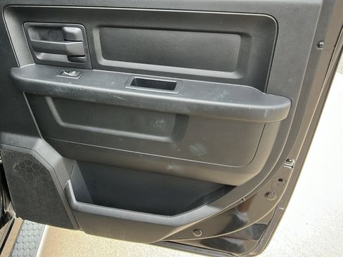 Used 2017 RAM 1500 Express image 20