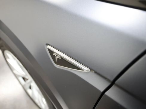 Used 2016 Tesla Model X Performance image 13