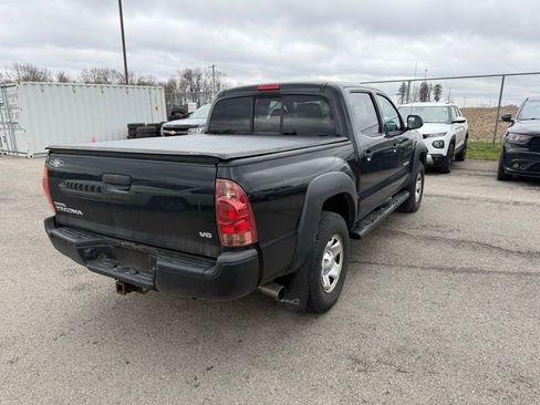 Used 2015 Toyota Tacoma 4x4 Double Cab w/ Convenience Package image 6