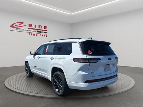 New 2026 Jeep Grand Cherokee L Limited AWD/4WD image 3