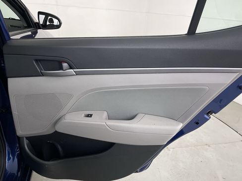 Used 2018 Hyundai Elantra SEL image 21