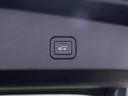 New 2026 Cadillac Lyriq Sport image 28