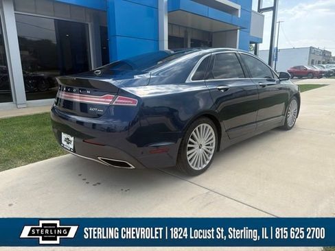 Used 2017 Lincoln MKZ Reserve w/ Technology Package AWD/4WD image 5