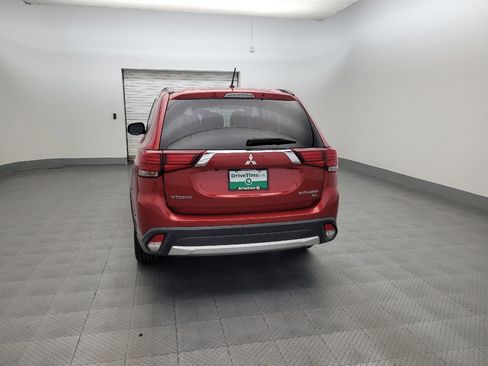 Used 2016 Mitsubishi Outlander SEL FWD image 6